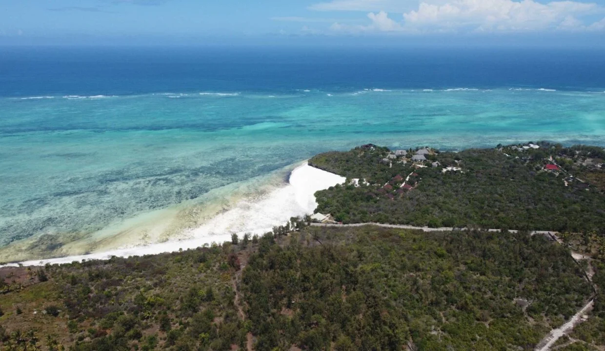 Seaview Plot in Pingwe