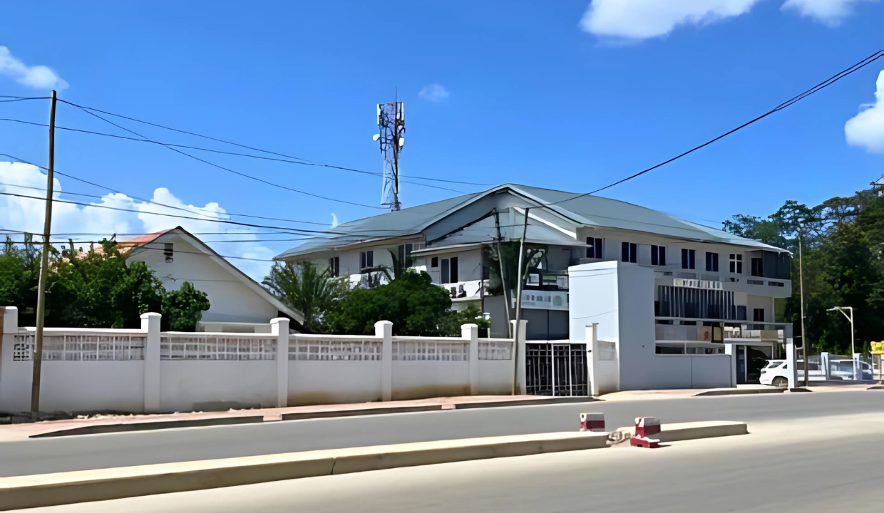 Exclusive Road Property in Migombani, Stone Town - Image 1