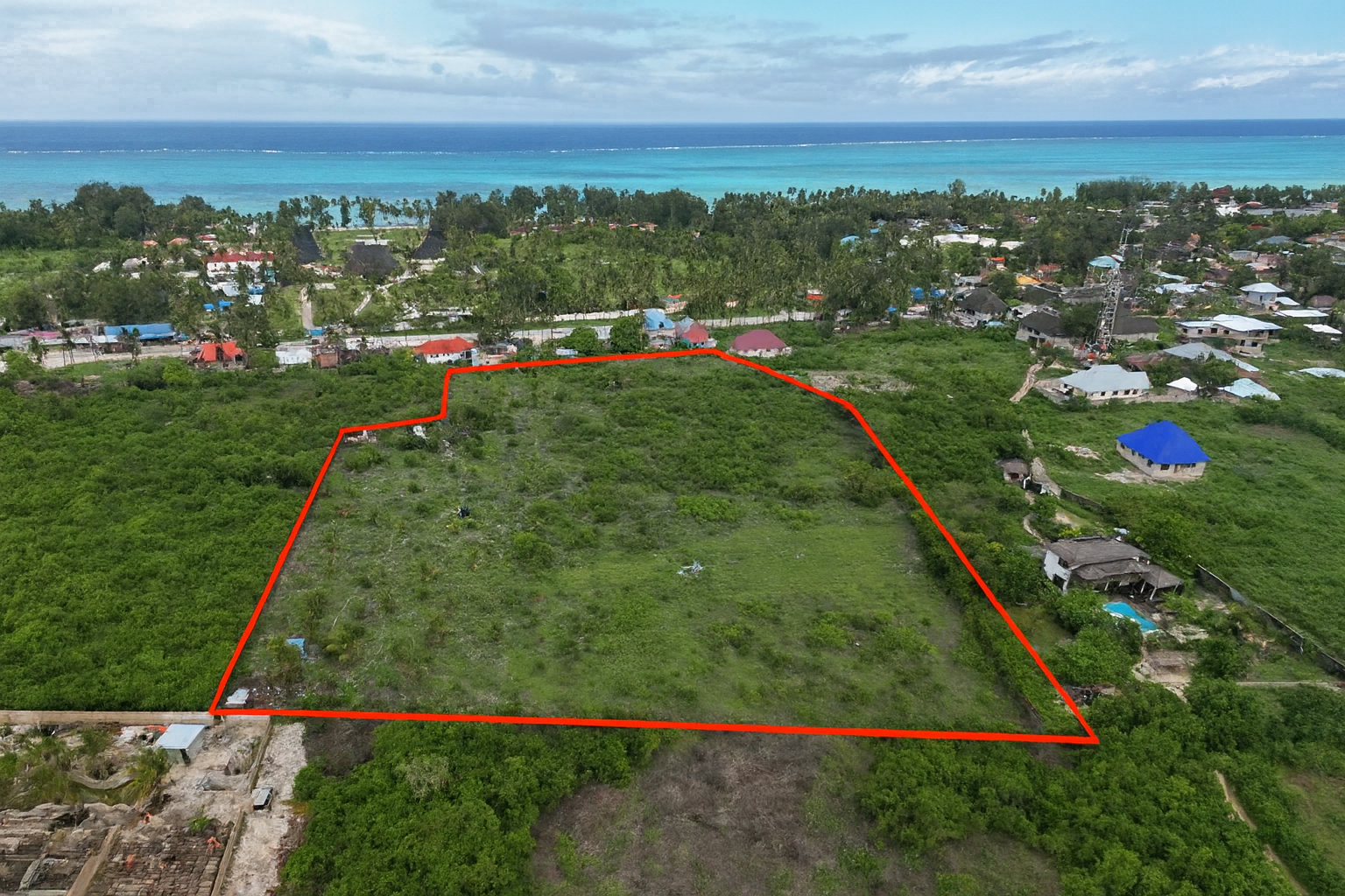 Exceptional Large Property for Development in Paje