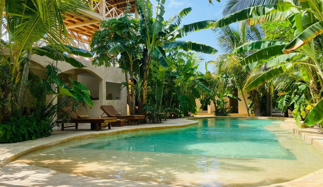 Boutique Hotel (Paje) - Image 1
