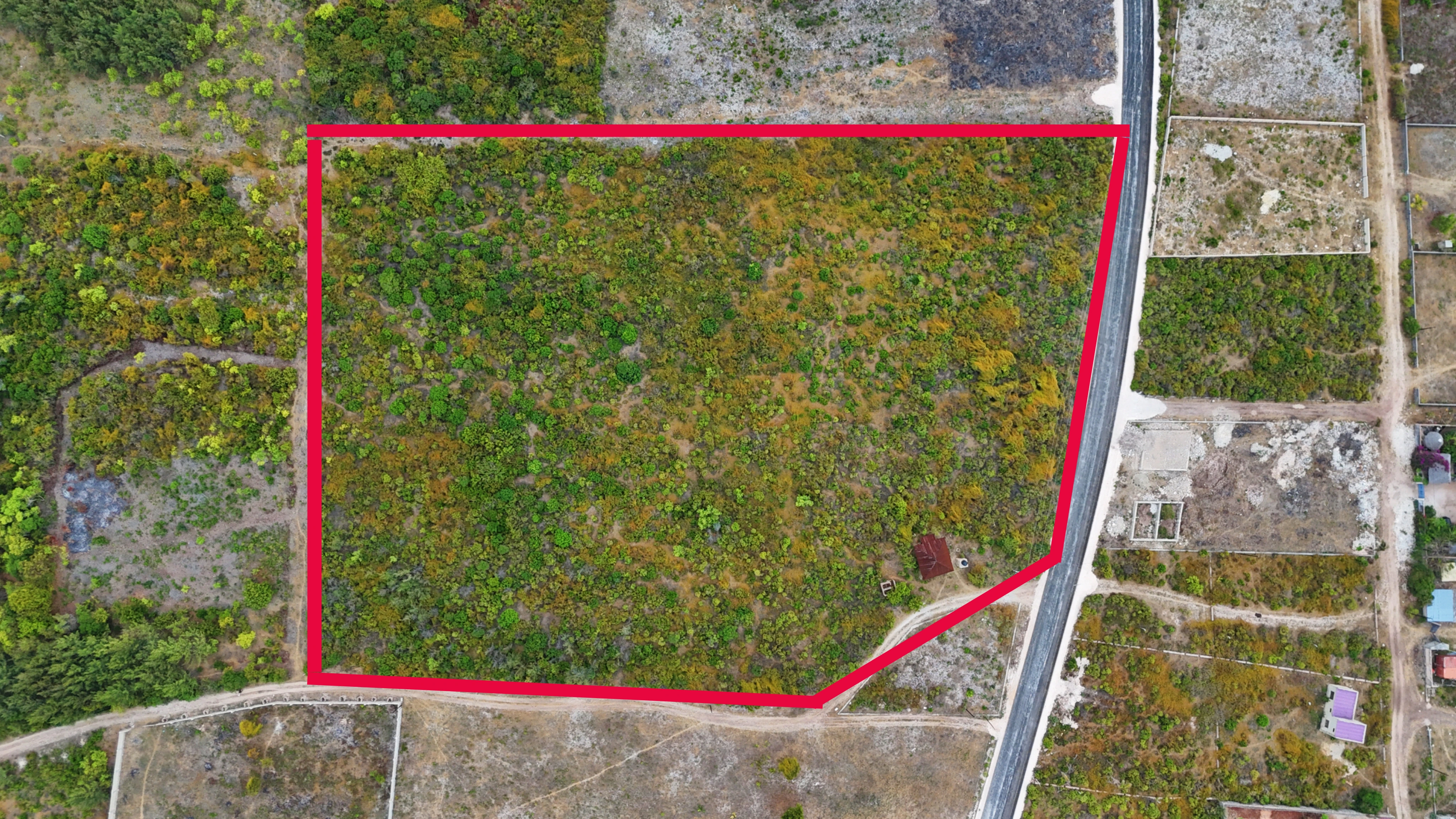 Prime 20,000 m² Development Land in Makunduchi, Zanzibar - Image 1